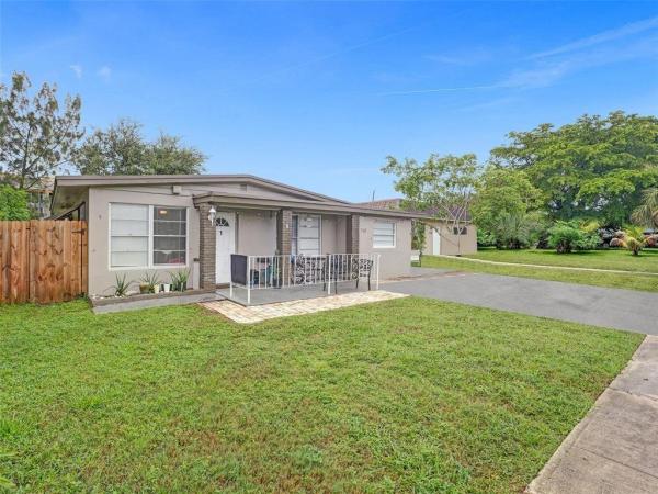 Fairview, 740 SW 10th St, Pompano Beach, Florida 33060, image 1