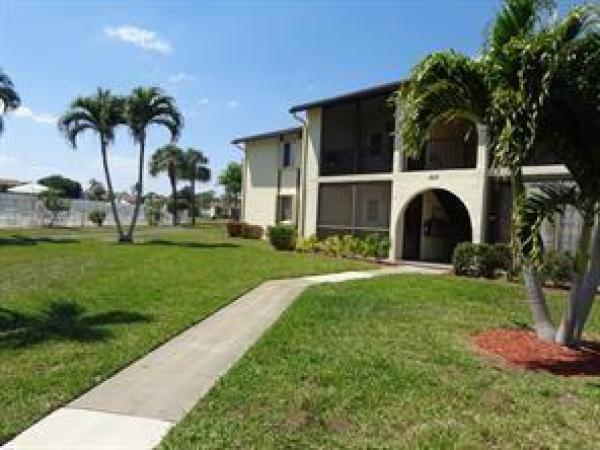 Pine Ridge 4, 3530 Pine Needle Dr #B2, Greenacres, Florida 33463, image 1