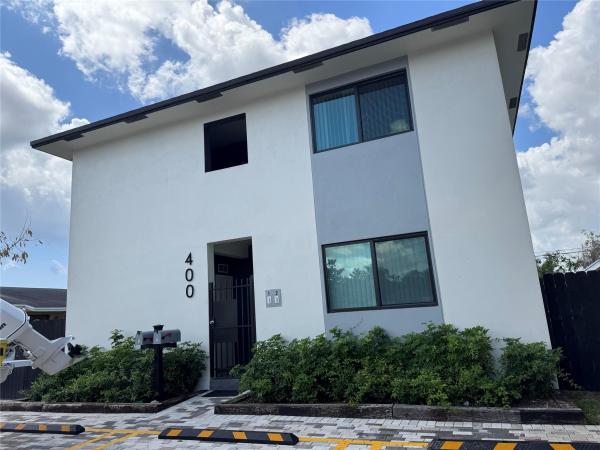 The Highlands, 400 NE 30th St #1 & 2, Pompano Beach, Florida 33064, image 1