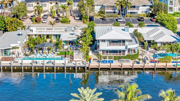 Rio Villas Townhomes, 2732 NE 15th St, Fort Lauderdale, Florida 33304, image 1
