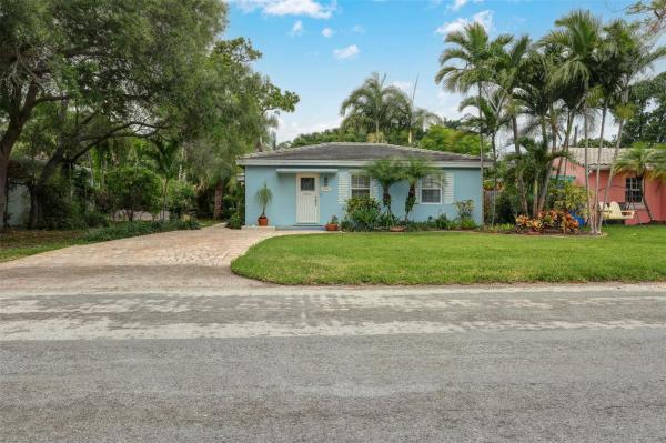 Croissant Park, 829 SW 19th St, Fort Lauderdale, Florida 33315, image 1