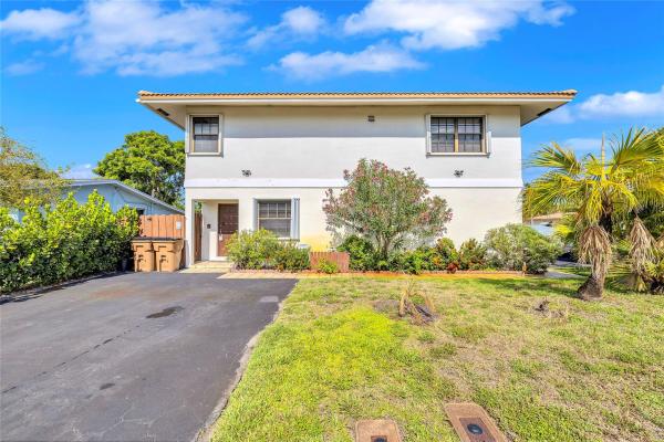 Deerfield Shores, 711 SE 3rd St, Deerfield Beach, Florida 33441, image 1