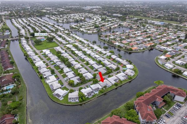 Sunset Isle 13, 5907 NW 87th Ave, Tamarac, Florida 33321, image 2