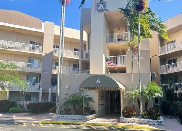 7592 Trent Dr #408, Fort Lauderdale, Florida 33321, image 1