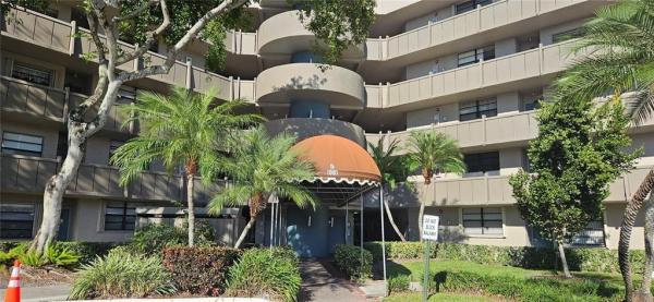 Colony Point, 1001 Colony Point Cir #305, Pembroke Pines, Florida 33026, image 1