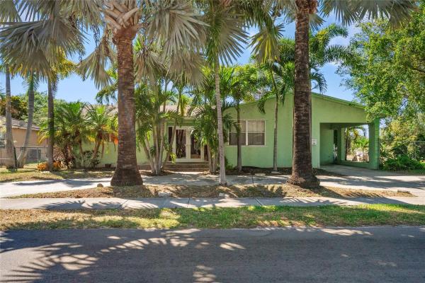 Scotts Park, 417 NW 9th Ave, Pompano Beach, Florida 33060, image 1