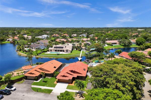Quay Point At Rock Creek, 11405 W Point Dr, Cooper City, Florida 33026, image 1