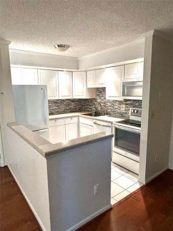 Clairmont, 10429 E Clairmont Cir #108, Tamarac, Florida 33321, image 2