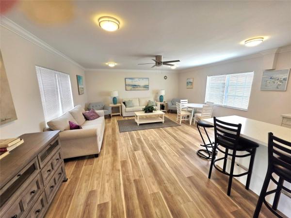 Imperial Point Gardens, Fort Lauderdale, Florida 33308, image 1