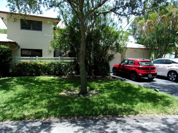 Lighthouse Village, 1779 NE 40th Pl #401, Pompano Beach, Florida 33064, image 1
