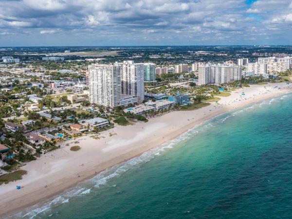 Pompano Beach Club North, 101 Briny Ave #2104, Pompano Beach, Florida 33062, image 1