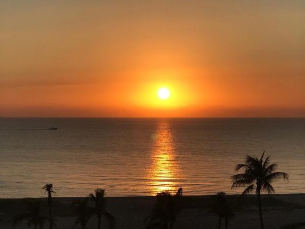 Admiralty Towers Apartments, 750 N Ocean Blvd #1808, Pompano Beach, Florida 33062, image 1