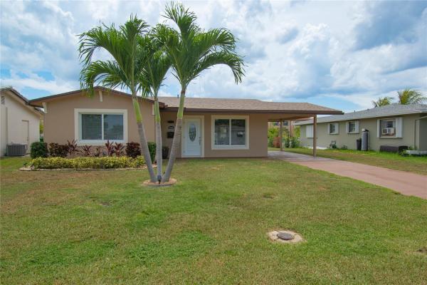 Mainlands Of Tamarac Lakes, 5501 NW 50th Ave, Tamarac, Florida 33319, image 1