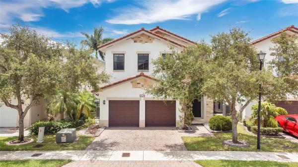 Vintage Estates, 10574 NW 70th Ln, Doral, Florida 33178, image 1