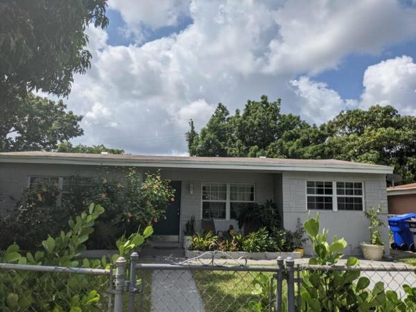 Weidlings, 6238 Hayes, Hollywood, Florida 33024, image 1