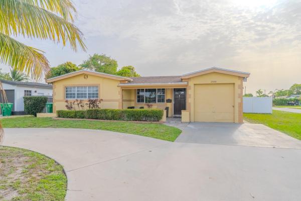 Miramar Residential, 2900 Bahama Dr, Miramar, Florida 33023, image 1