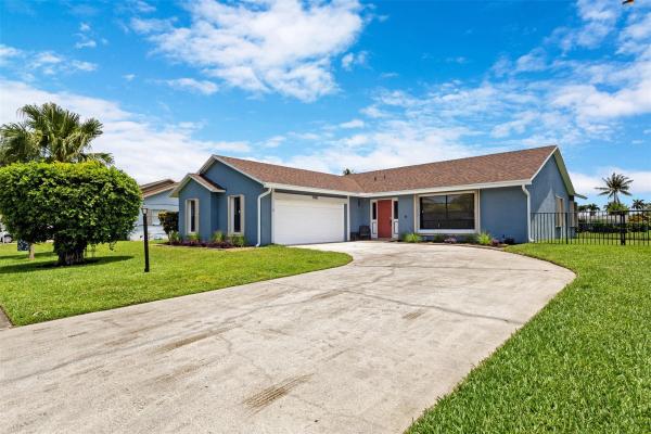 Le Chalet, 5082 Little Beth Dr, Boynton Beach, Florida 33472, image 1