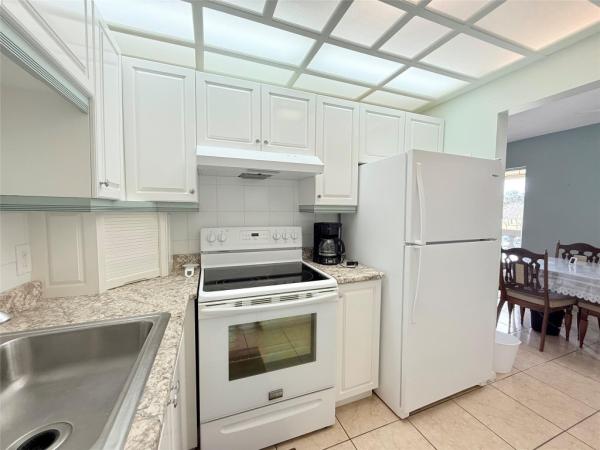 Markham, 15 Markham A, Deerfield Beach, Florida 33442, image 1