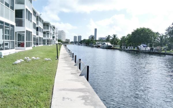Isle Of Paradise, 465 Paradise Isle Blvd #306, Hallandale Beach, Florida 33009, image 1