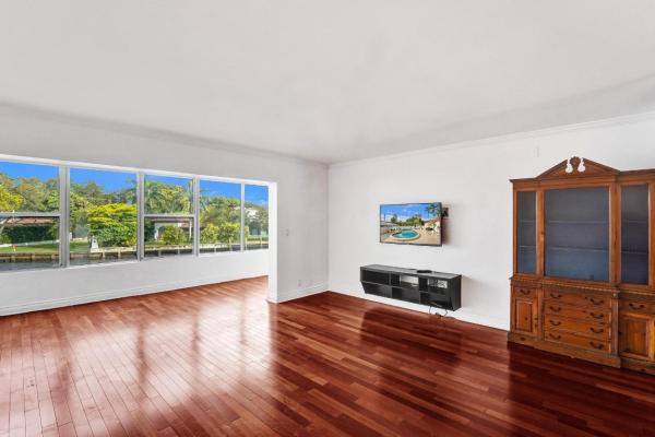 Rivercrest, 818 SE 4th St #402, Fort Lauderdale, Florida 33301, image 2