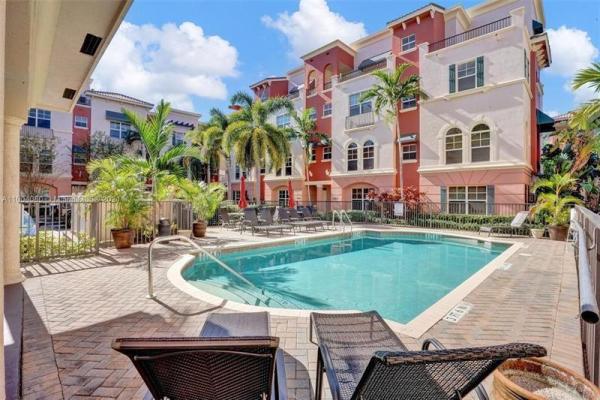 Villa Medici, 1033 NE 17th Way #1103, Fort Lauderdale, Florida 33304, image 1
