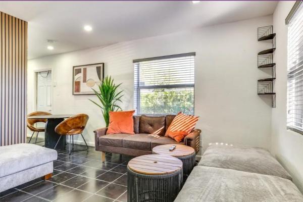 River Gardens, 433 NW 22nd Ave, Fort Lauderdale, Florida 33311, image 1