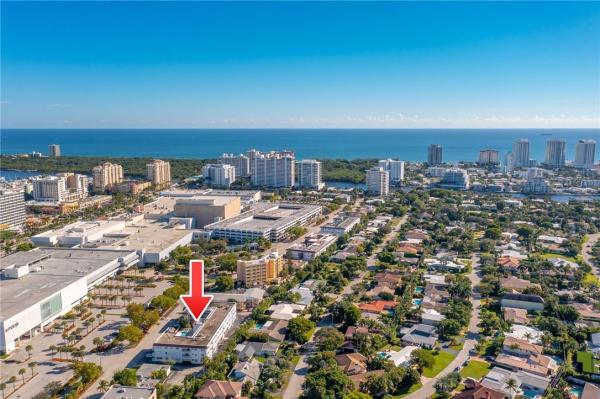 Colonial Manor West, 2424 NE 9th St #310, Fort Lauderdale, Florida 33304, image 1