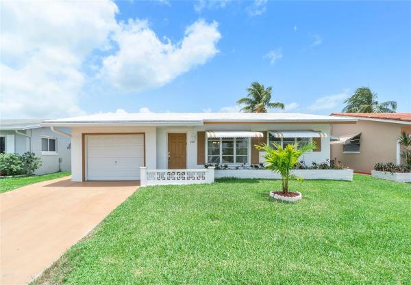 Mainlands Of Tamarac Lakes, 4401 NW 49th Dr, Tamarac, Florida 33319, image 1