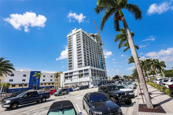 Home Tower, 1720 Harrison St #10A, Hollywood, Florida 33020, image 1