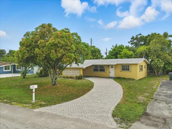 760 S 61st Ter, Hollywood, Florida 33023, image 1