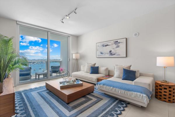 Tiffany House, 401 N Birch Rd #1102, Fort Lauderdale, Florida 33304, image 1