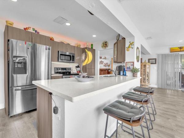 Crystal Lake Villas, 4331 NW 12th Ter, Deerfield Beach, Florida 33064, image 1
