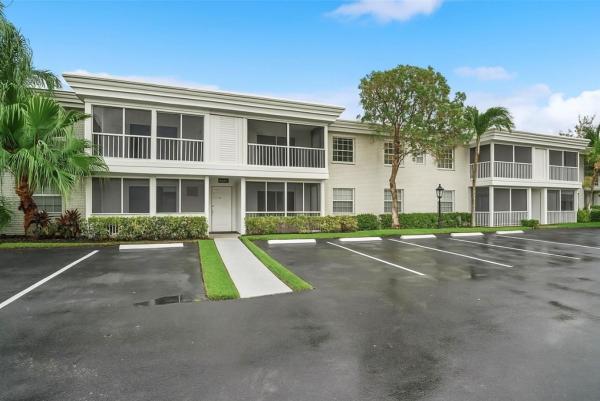 Bay Colony Club, 6211 Bay Club Dr #4, Fort Lauderdale, Florida 33308, image 1