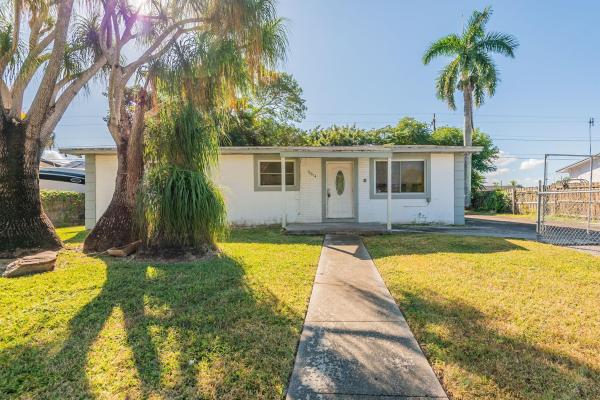 15614 SW 297th Ter, Homestead, Florida 33033, image 1