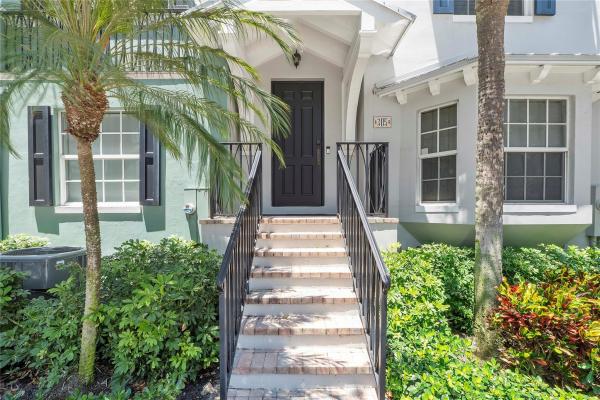 Mallory Square, 305 E Mallory Cir, Delray Beach, Florida 33483, image 1
