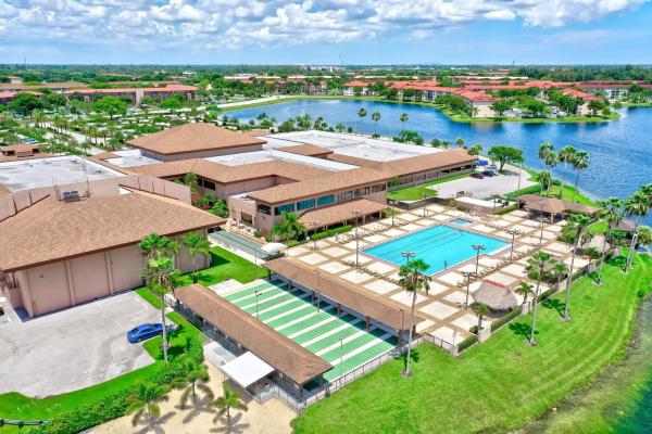 Lancaster At Century Village, 300 SW 130th Ter #305B, Pembroke Pines, Florida 33027, image 2