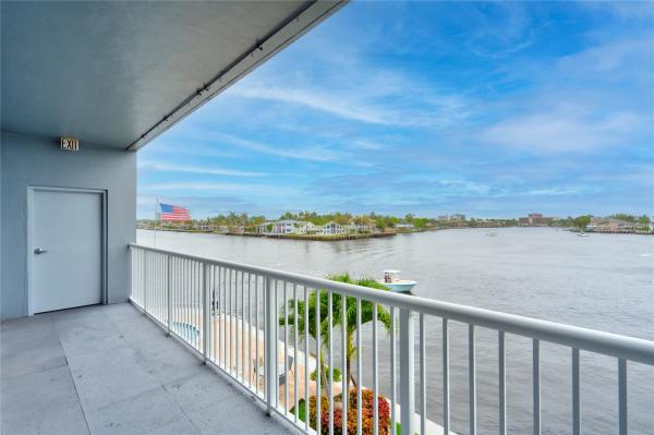 Fairbanks Terrace South, 1201 S Riverside Dr #304, Pompano Beach, Florida 33062, image 1