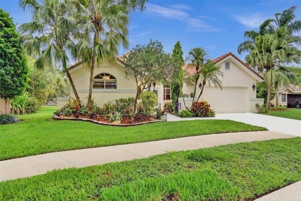 Executive 1 At Country Isles, 1990 Lakeshore Dr, Weston, Florida 33326, image 1