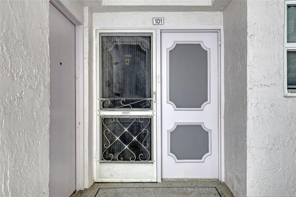 Carlisle At Poinciana Place, 6850 10th Ave #101, Lake Worth Beach, Florida 33467, image 1