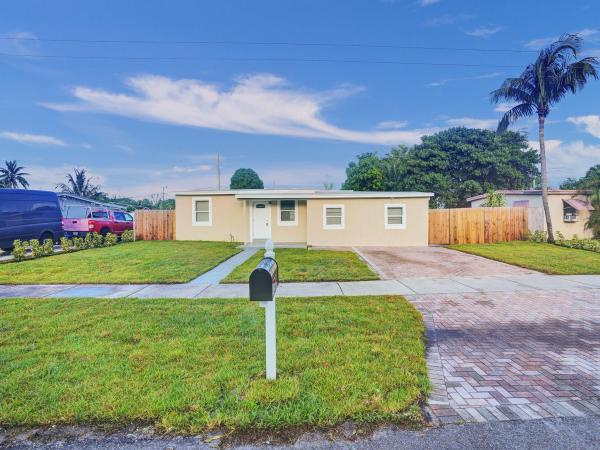 Pompano Beach Highlands, 5231 NE 19th Ter, Pompano Beach, Florida 33064, image 1