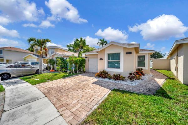 Eastridge, 4036 Eastridge Cir, Deerfield Beach, Florida 33064, image 1