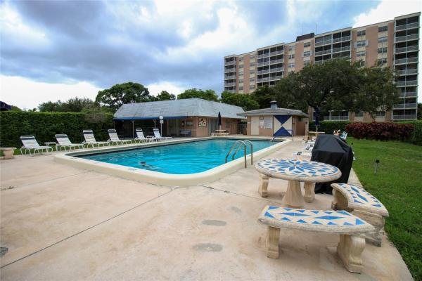Briarwood Club, 3475 Broken Woods Dr #101, Coral Springs, Florida 33065, image 2