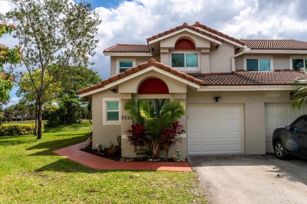Fairway Views, 7532 S Pinewalk Dr #7532, Margate, Florida 33063, image 1