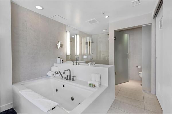 W Residences Fort Lauderdale, 3101 Bayshore Dr #501, Fort Lauderdale, Florida 33304, image 2