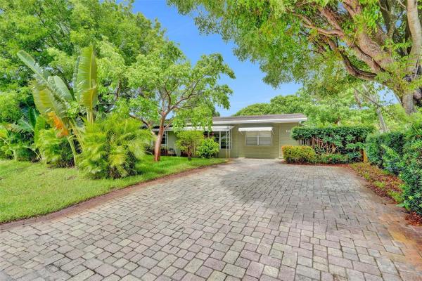 Cresthaven, 2731 NE 9th Ave, Pompano Beach, Florida 33064, image 1