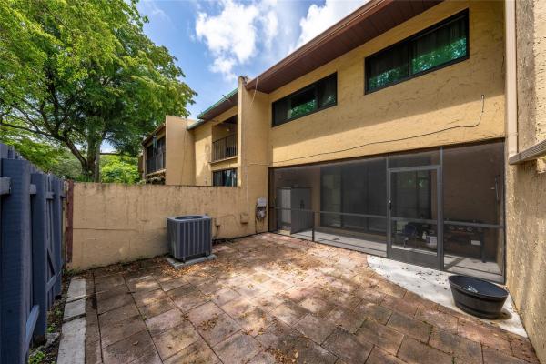 Majestic View, 8801 Gatehouse Rd #5, Plantation, Florida 33324, image 1