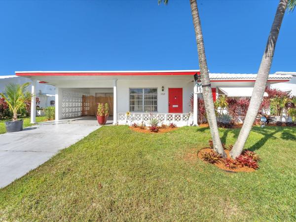 Fairhaven 11, 5702 NW 84th Ave, Tamarac, Florida 33321, image 1