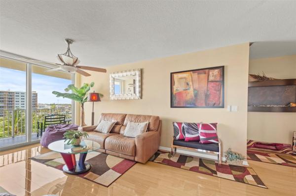 The Tides At Bridgeside Square, 3020 NE 32nd Ave #524, Fort Lauderdale, Florida 33308, image 2