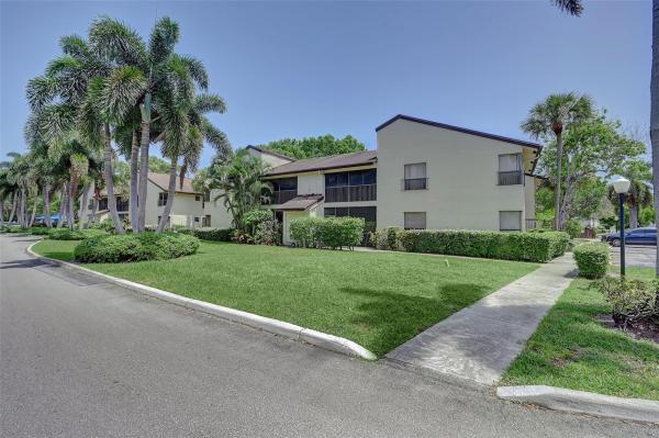 3331 Cocoplum Cir #3308, Pompano Beach, Florida 33063, image 1