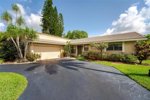 Oakwood, 10073 NW 7th Ct, Coral Springs, Florida 33071, image 1